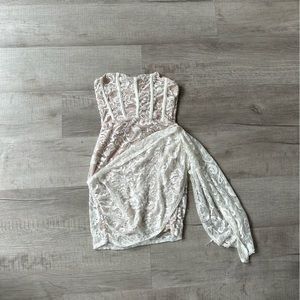 Fashion Nova dress size small !